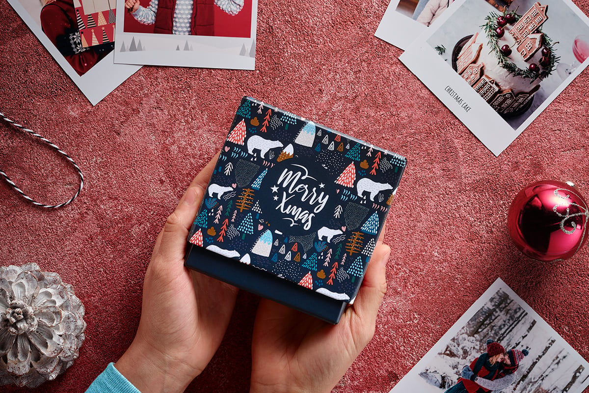 Guida ai Regali di Natale Personalizzati: Un Natale Emozionante con IlFotoAlbum